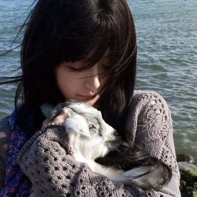 顶流女星被曝表情包火出圈，连日来全网画面流出